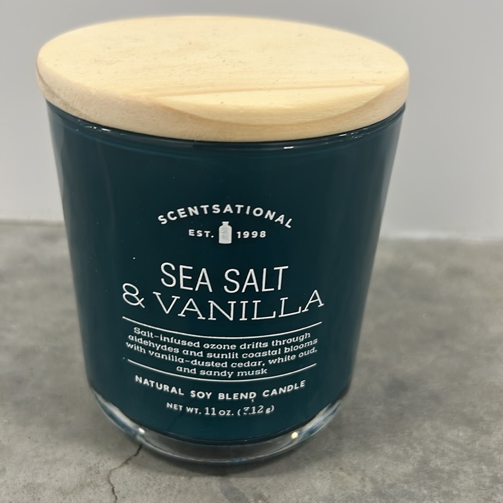 Scentsational Sea Salt Vanilla Candle Glass Jar 11 Oz Soy Wax Blend